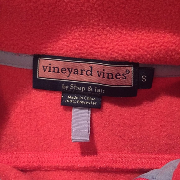 🎉SOLD🎉 Vineyard Vines Vest - Picture 2 of 2