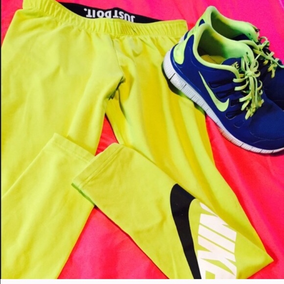 Nike Pants - Nike leggings