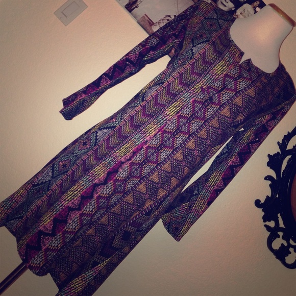 Multicolored 2 button tunic