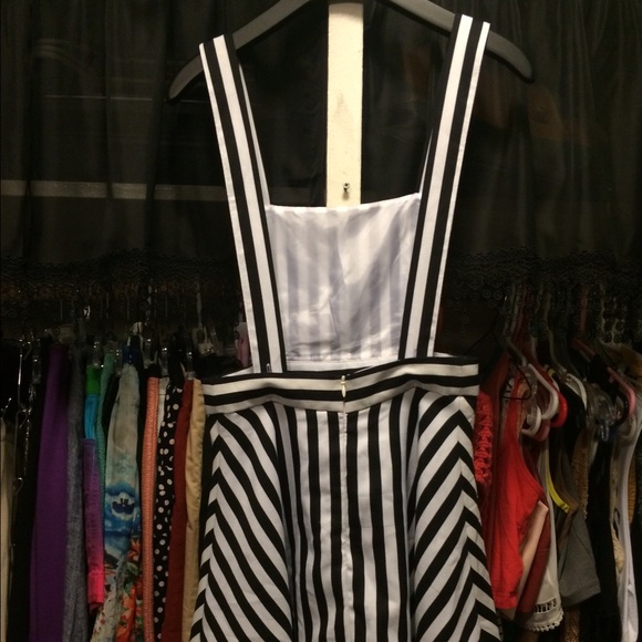 Striped jumper dress - Picture 3 of 4