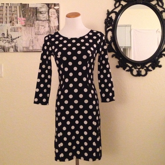 Fitted polka dot dress