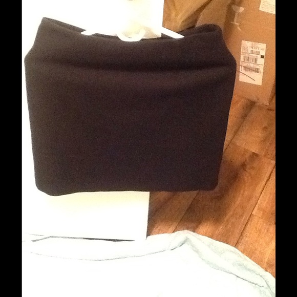 Skirt - Picture 3 of 3