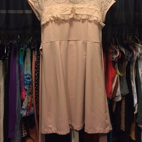 Blush tea/day dress - Picture 2 of 3