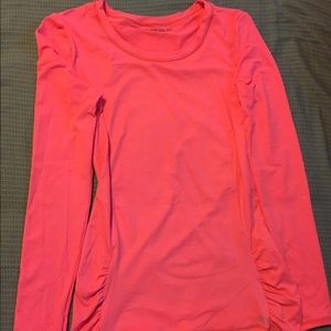 O'Niell Long Sleeve Rash Guard.