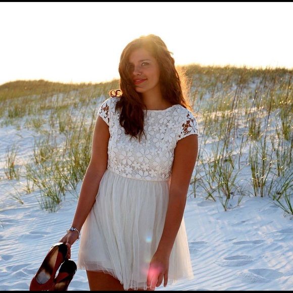 Item: Forever 21 dress