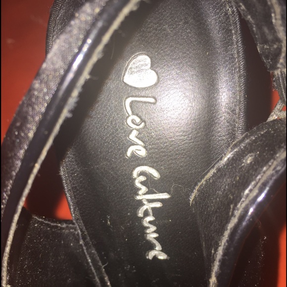 Black Heels - Picture 3 of 3