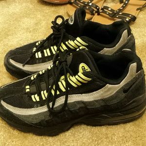 Black and lime green air max