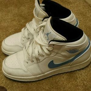 Jordan tarheel blue and white 1's