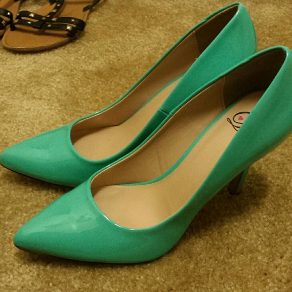 Candy turquoise heels