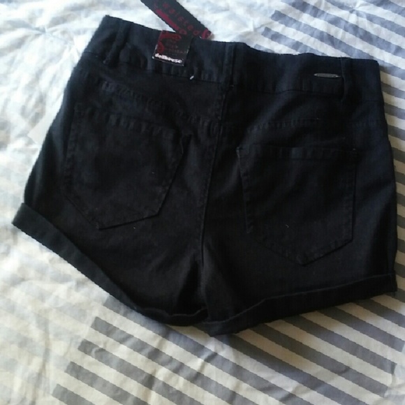 🚫SOLD🚫High waisted short - Picture 2 of 4