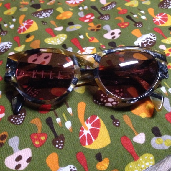 ELLE Vintage Sunglasses