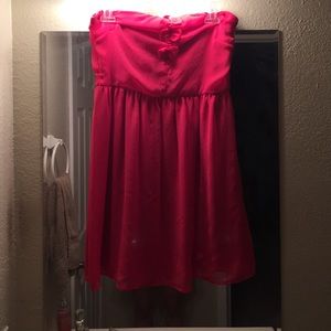 Pink strapless bow dress