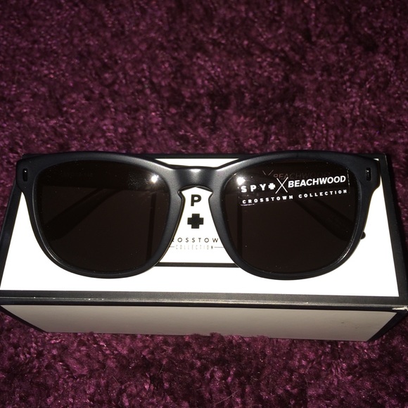 beachwood spy glasses