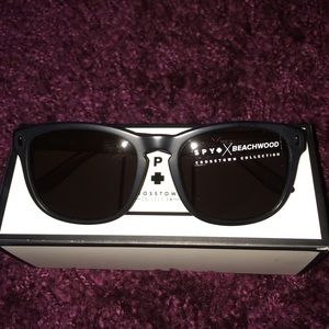 beachwood spy glasses