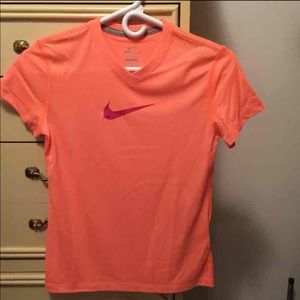Nike Shirt Juniors Size L