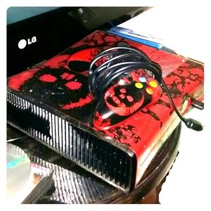 XBOX 360 LIMITED EDITION
