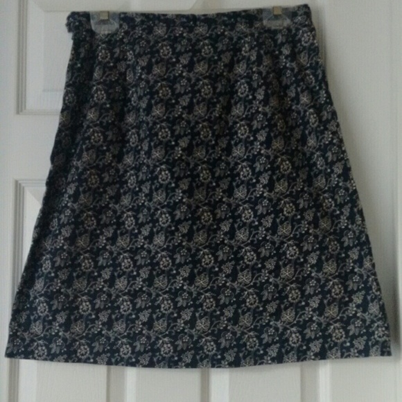 Eddie Bauer skirt