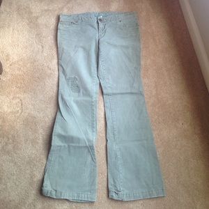 American Eagle sage corduroys