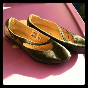 Puma's- black slip on's