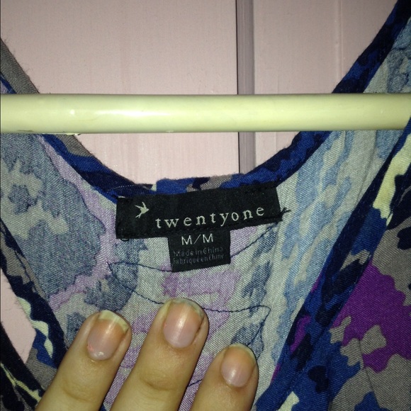 Tank - Picture 2 of 3