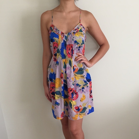 Flow dress perfect for spring/summer!