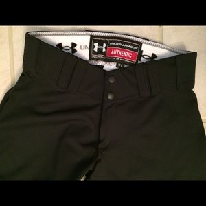 New Under Armour Softball Pants Sz Women's Small