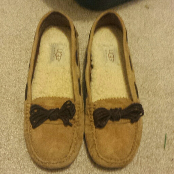 ugg moccasins bow ugg moccasins bow