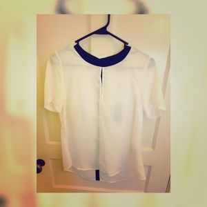 Kardashian Kollection! New, with tag!!