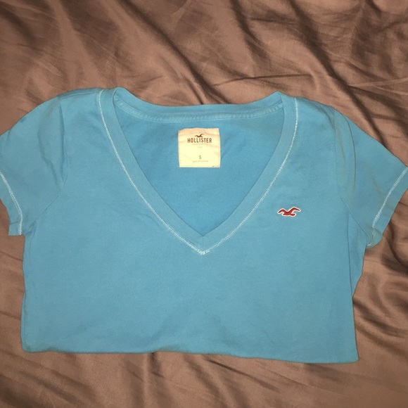 Hollister t shirt