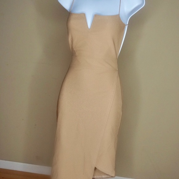 Asymmetrical tan dress - Picture 3 of 5