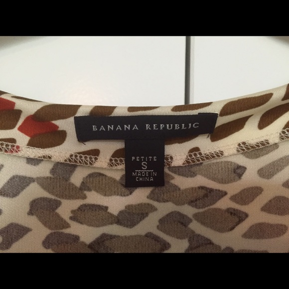 Wrap dress from Banana Republic - Picture 2 of 3