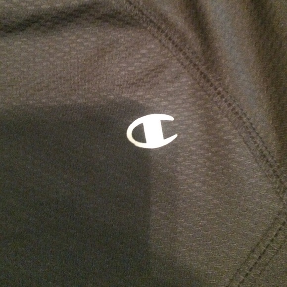 Exercise wear. - Picture 3 of 4