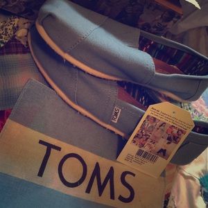 Blue Toms size 10