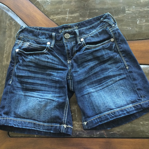 Maurice's women blue shorts