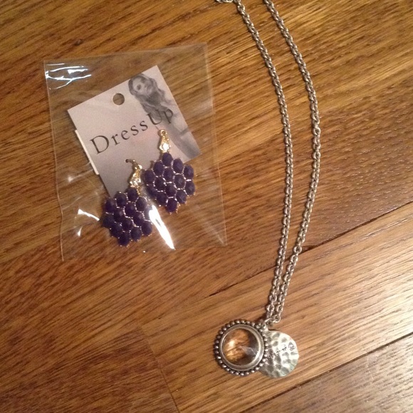 Proverbs 31 Necklace & Earrings