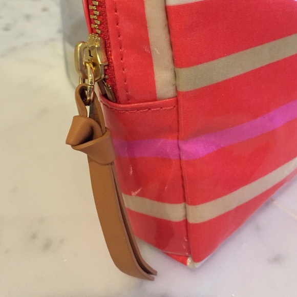 🆕SOLD!! TB Cosmetic/Accessory bag, New with Tags - Picture 3 of 4