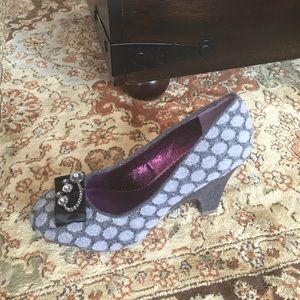 Poetic License 'Charm School' - LAST PAIR