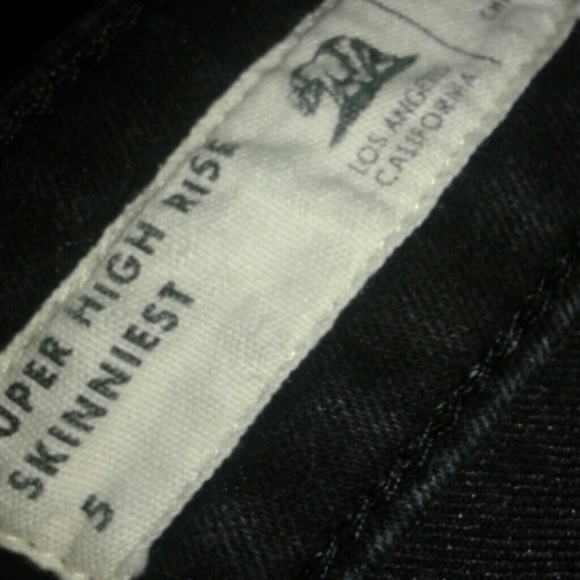 BLACK DENIM HIGHWAIST JEANS♡ - Picture 2 of 3