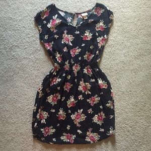 ✨ Black Floral Dress, by Mossimo