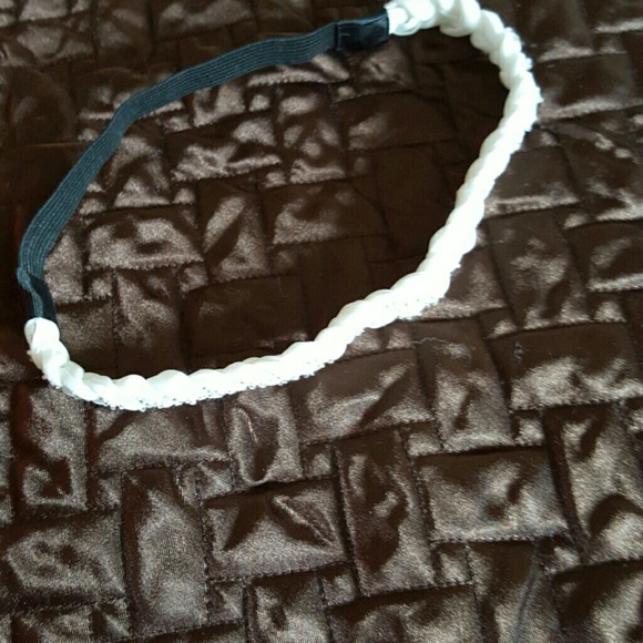 Cream charming Charlie headband
