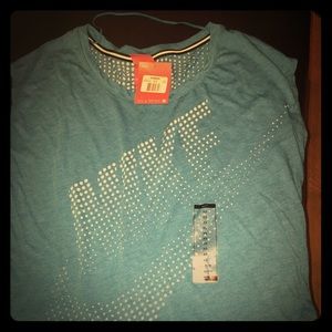NIKE T-SHIRT XS