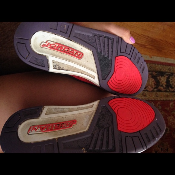 Jordan crimson 3s custom size 8 - Picture 4 of 4