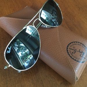 Classic RayBan aviators, never worn!! 😎