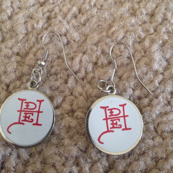 EdHardy dangle earrings - Picture 2 of 2