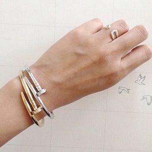 Rhinestone Nail Style Bracelet