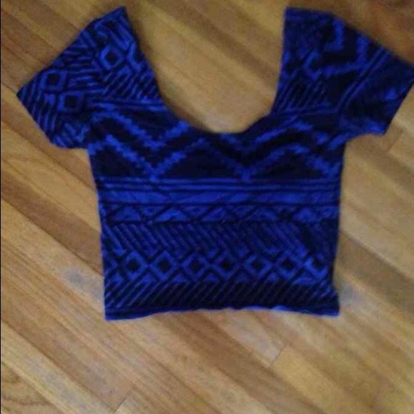 Vs pink crop top