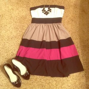 Stripped strapless dress