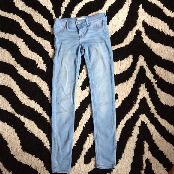 Abercrombie & Fitch Pants - Abercrombie light wash jegging jeans 💎On hold💎