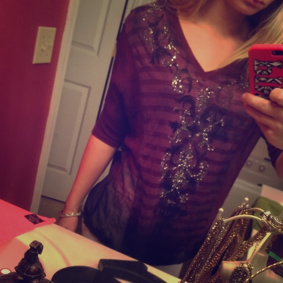 Miss me size small purple diamond top