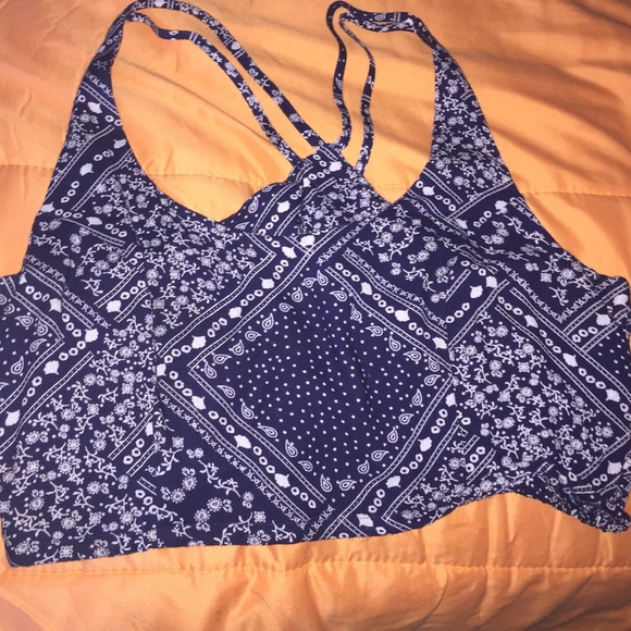 Crop top